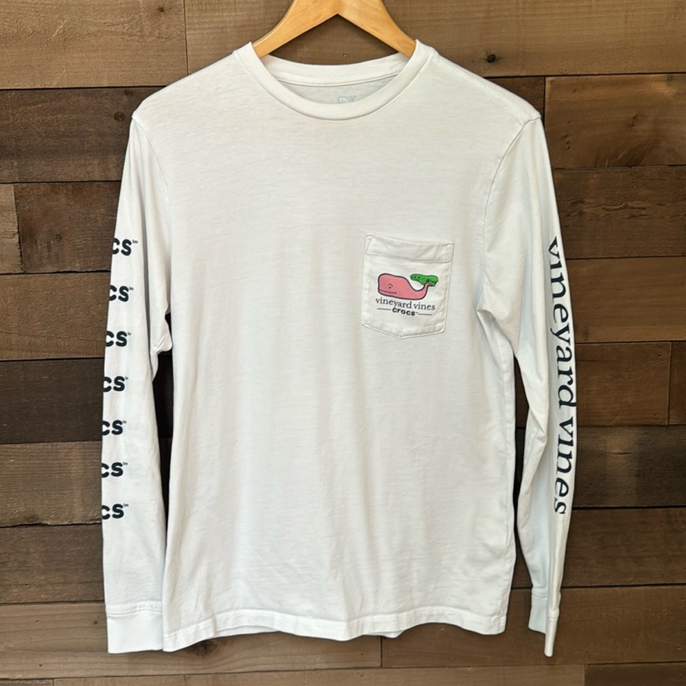 Men’s Vineyard Vines long sleeve tee